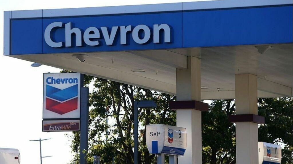 licencia a Chevron