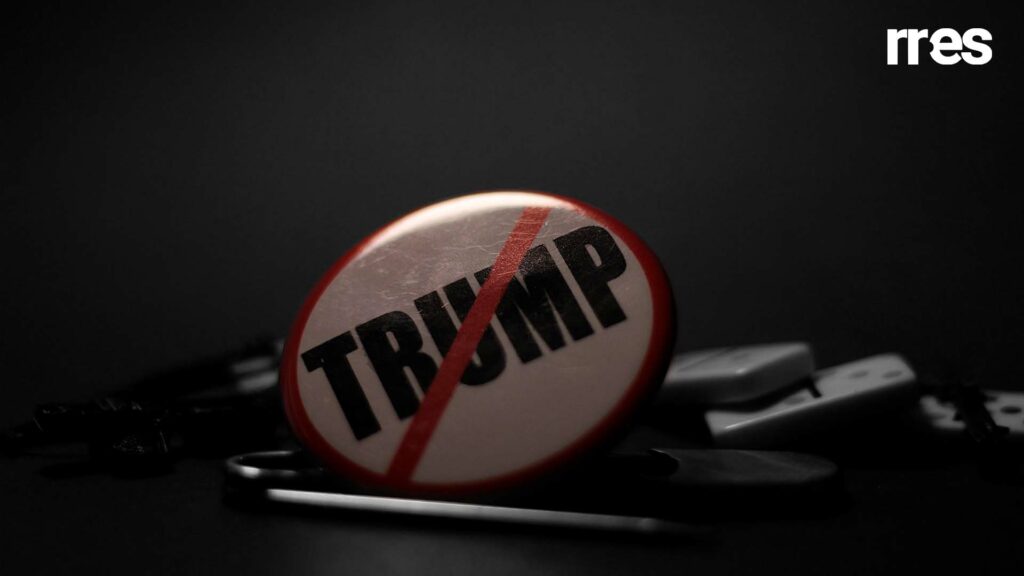 TrumpGate, por Tony Bianchi. Imagen de oliveralo en Pixabay