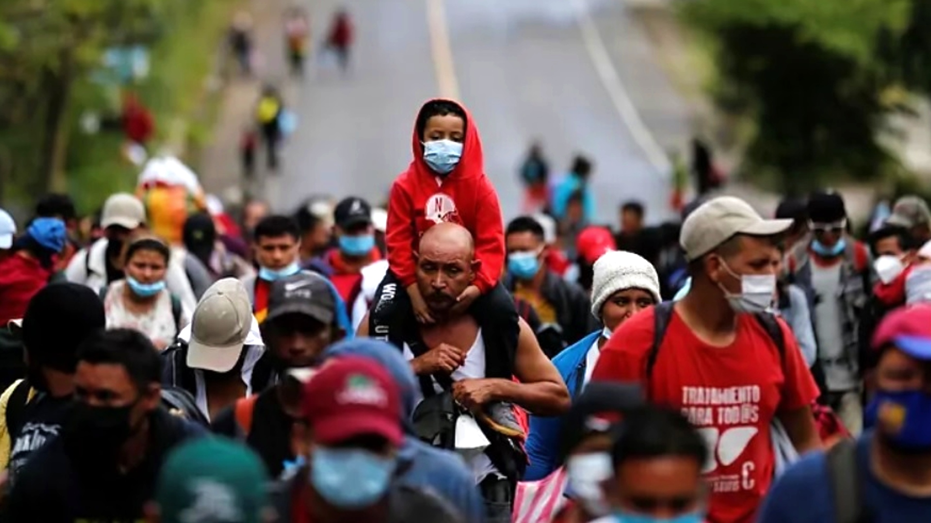 Caravana de migrantes encabezada por venezolanos se dispersó en el sur de México