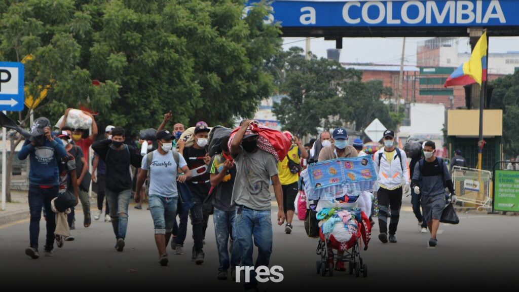 Gustavo Petro migrantes Colombia