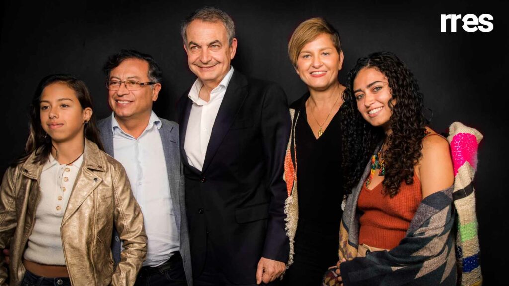 Grupo de Puebla toma gobierno de Colombia, por Edgar C. Otálvora. Imagen 11MAY22zapateropetroyfsamiliaestrenopelicula@Veronicalcocerg