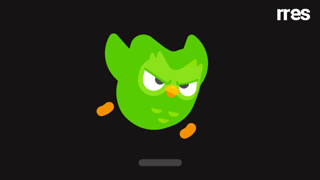 El búho duolingo perseguidor, por Juan E. Fernández @Juanette