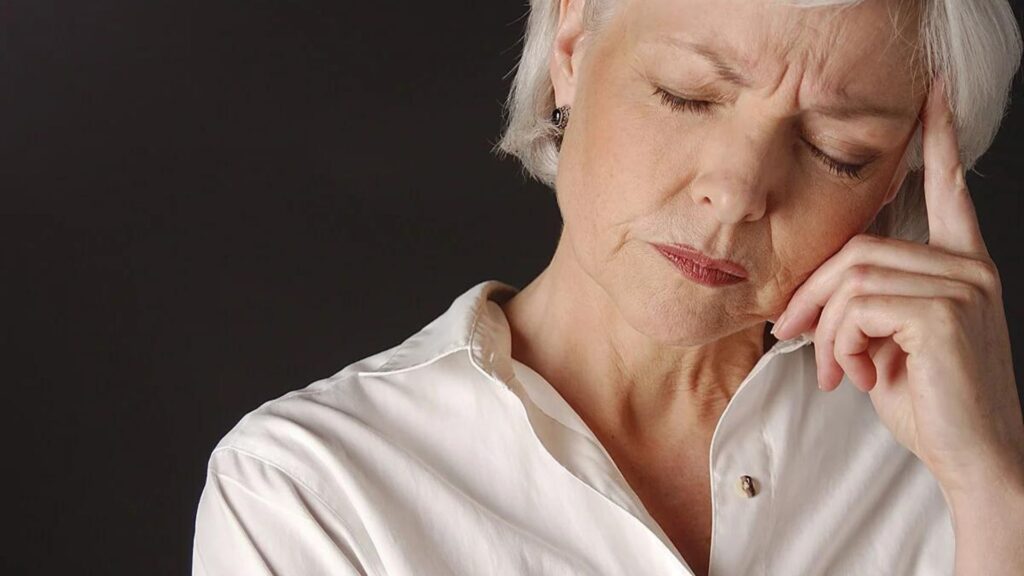 Vivir con menopausia en un país en crisis que no prioriza la salud