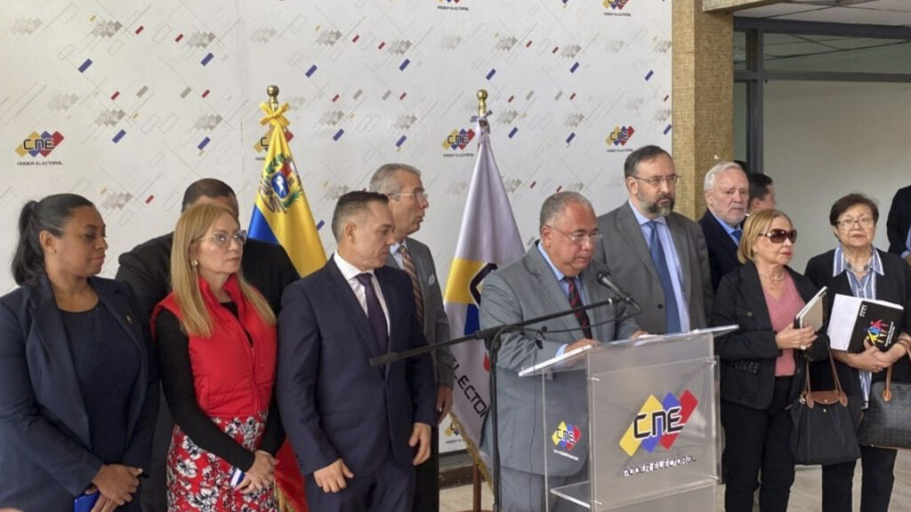 CNE y oposición instalarán mesa para discutir asistencia del organismo a primaria