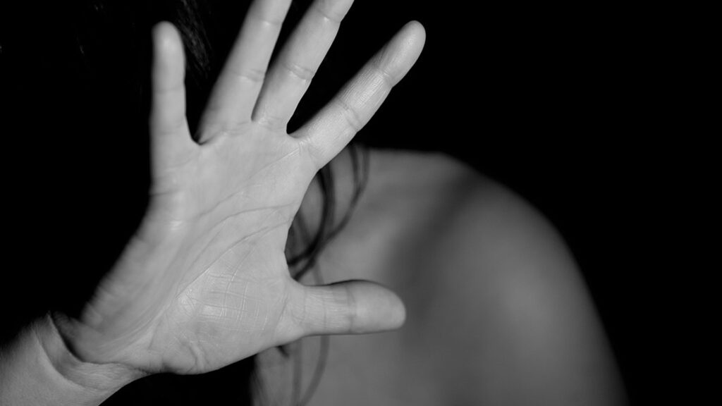 agresor adolescente