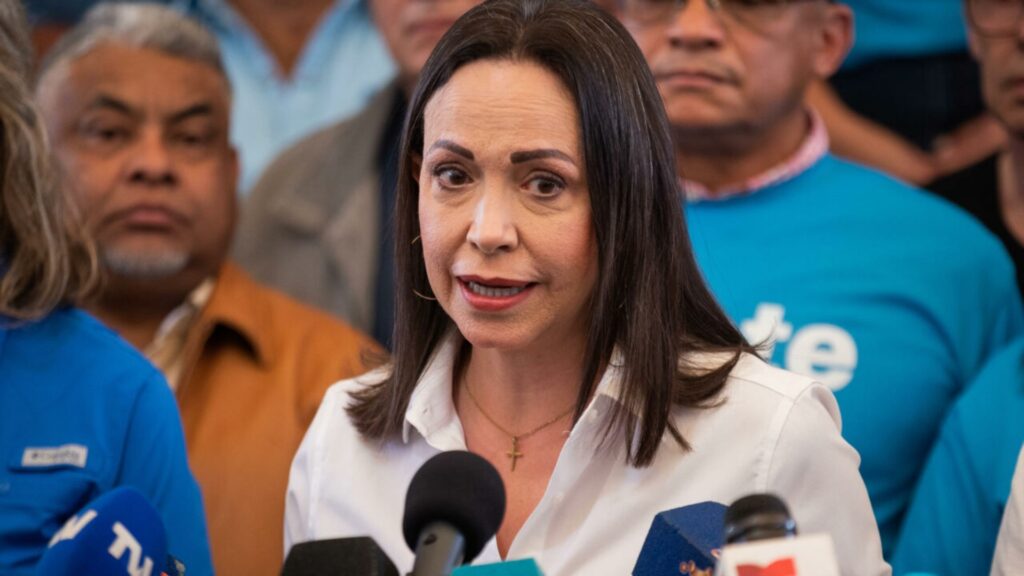 Machado enfrenta una presión