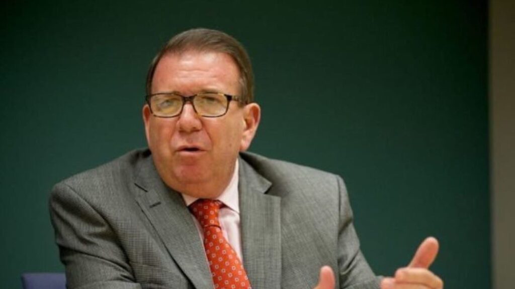 Plataforma Unitaria inscribió como candidato provisional a Edmundo González Urrutia
