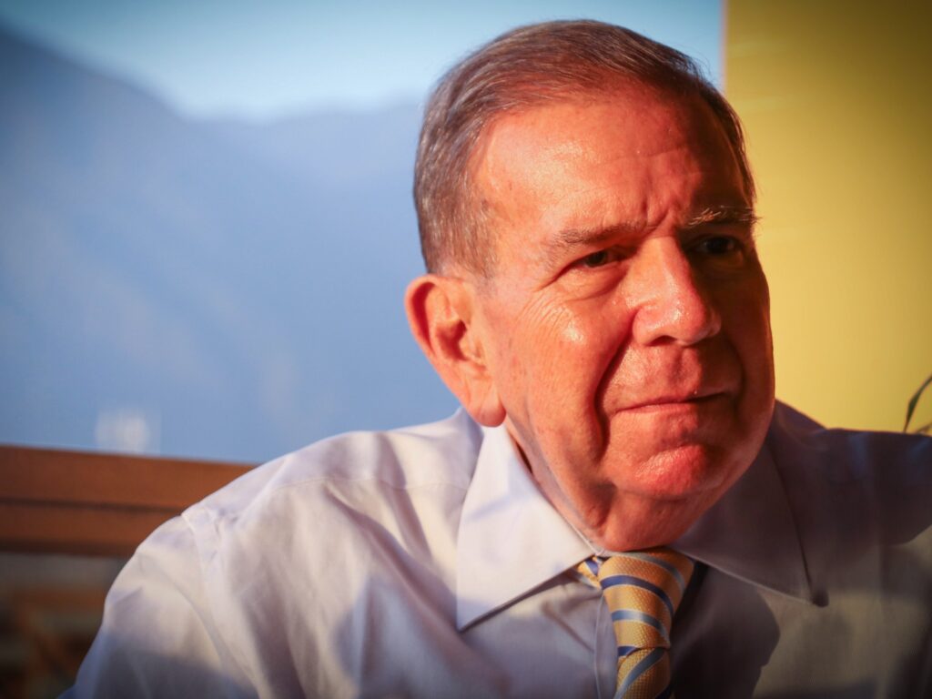 González
