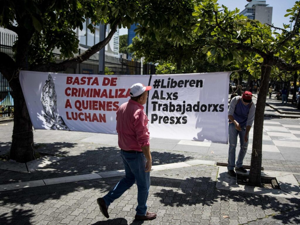 por terrorismo