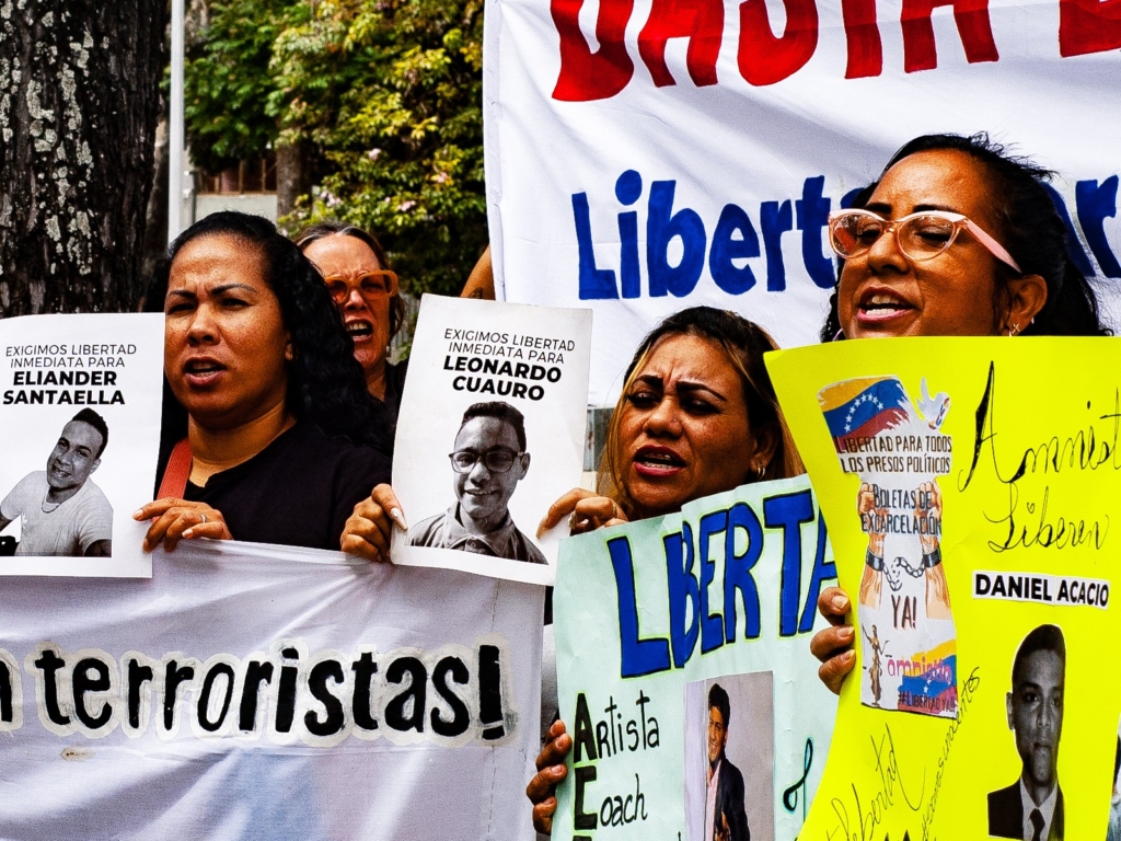 Madres de presos políticos piden ante la Fiscalía la revisión de 62 expedientes