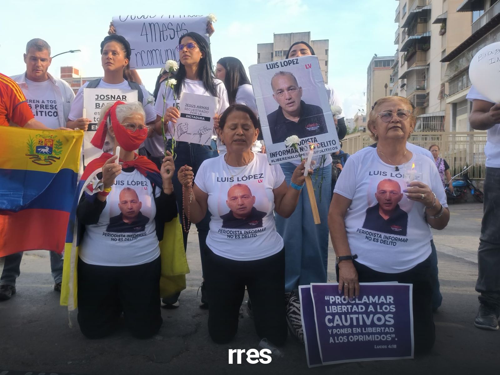 familiares El Helicoide