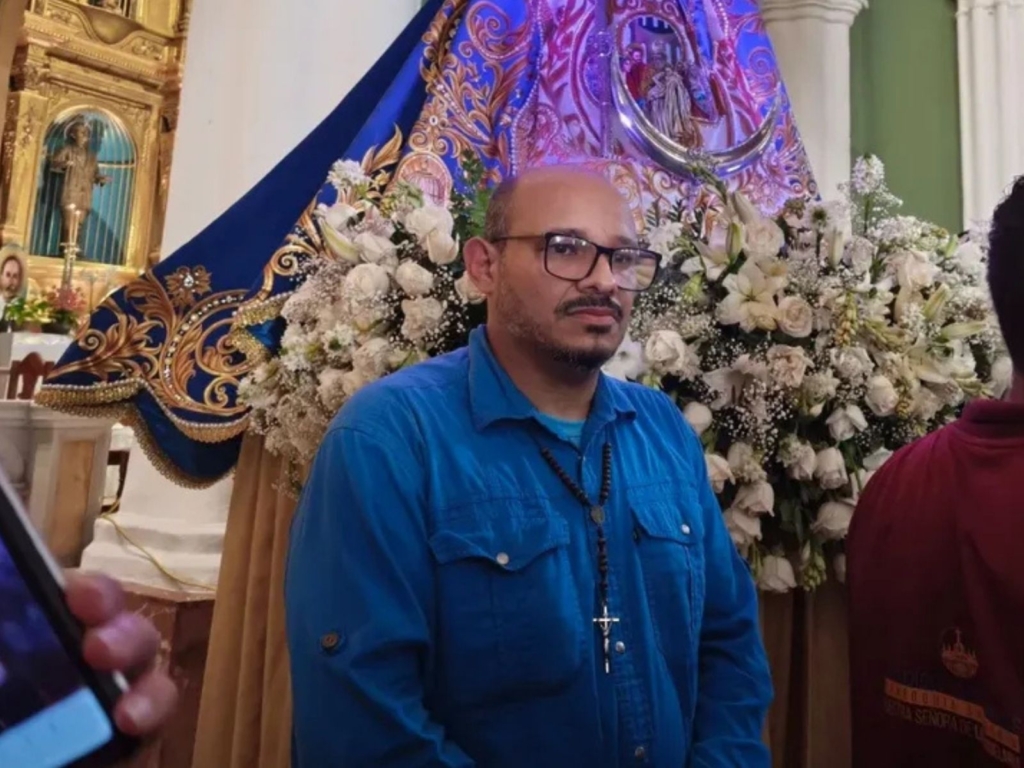 “70 días sin ver el sol, sin cama y entre roedores”: Carlos Julio Rojas revela tratos crueles en El Helicoide