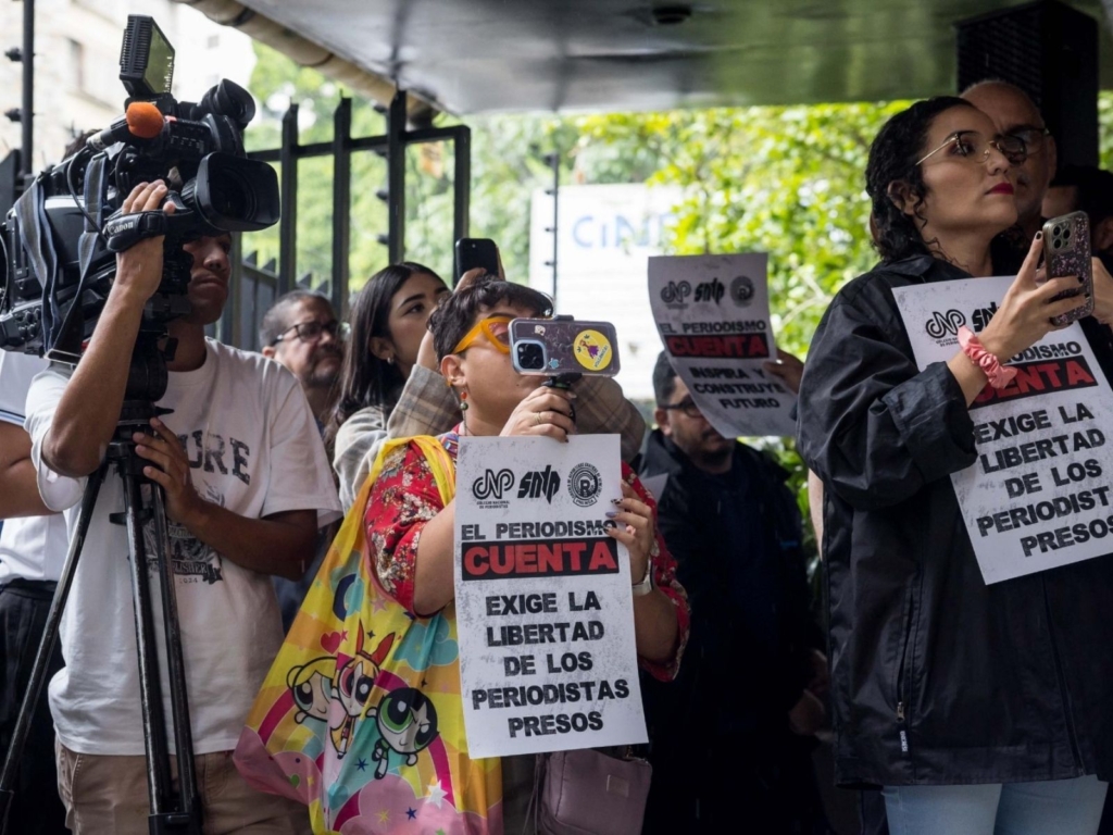 amnistía periodistas