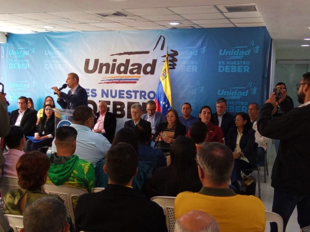 Plataforma Unitaria, rueda de prensa sobre transición, 12 de abril de 2026