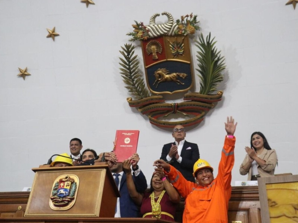Ley de minas