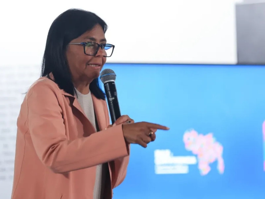Delcy Rodríguez derecho