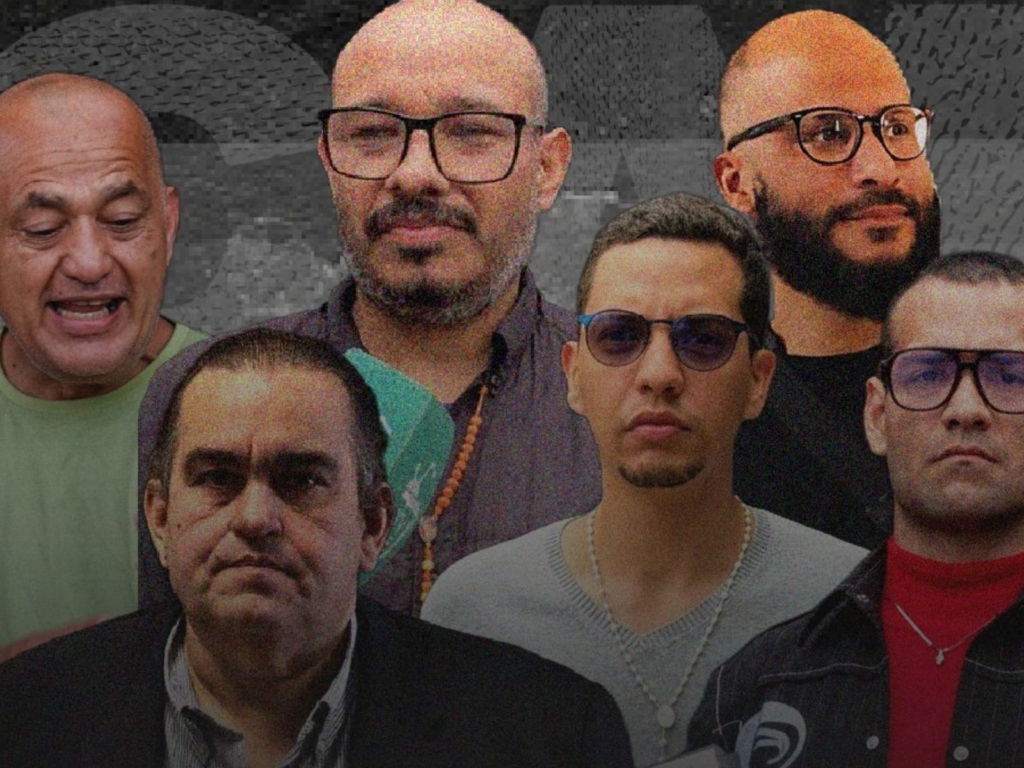 seis periodistas