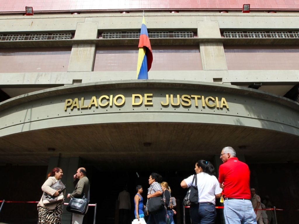 maniobra judicial