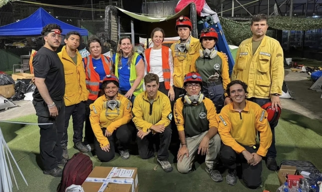 Más de mil voluntarios de la Unimet se han movilizado para atender la emergencia por los sismos