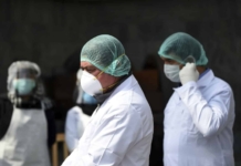 tres médicos de Barinas