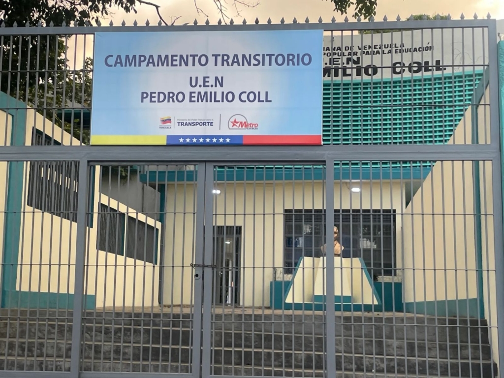 Escuelas habilitadas como campamentos transitorios serán desocupadas antes del 14 de septiembre