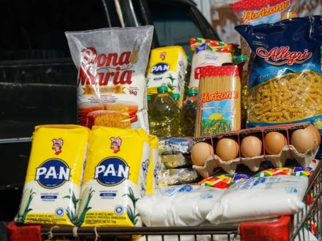 Canasta alimentaria bajó a 727 dólares en julio