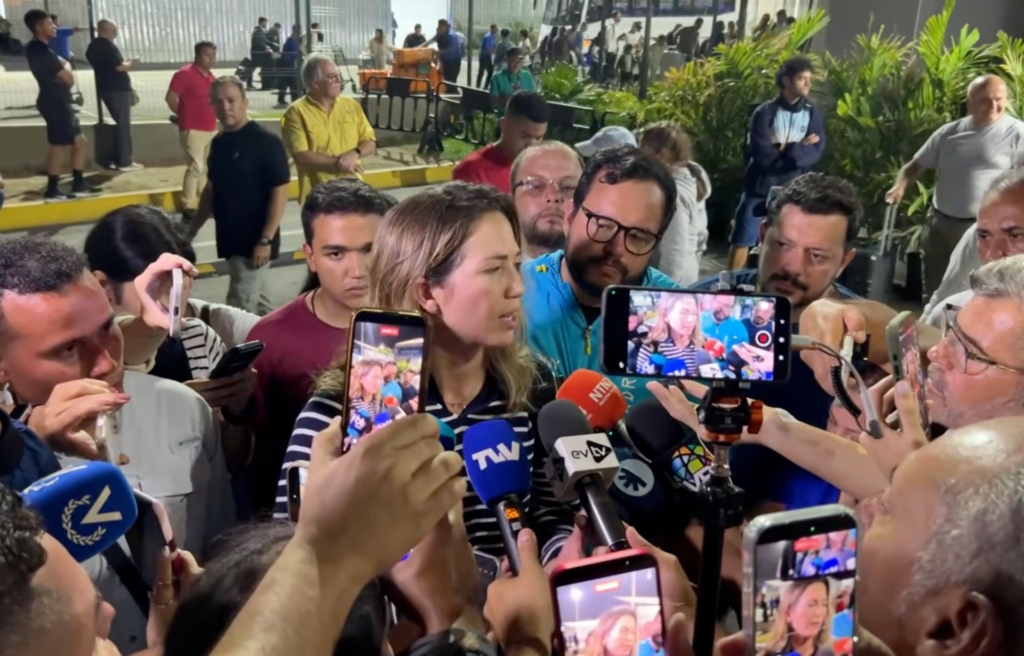 Claudia Macero, jefa de prensa de María Corina Machado, vuelve a Venezuela