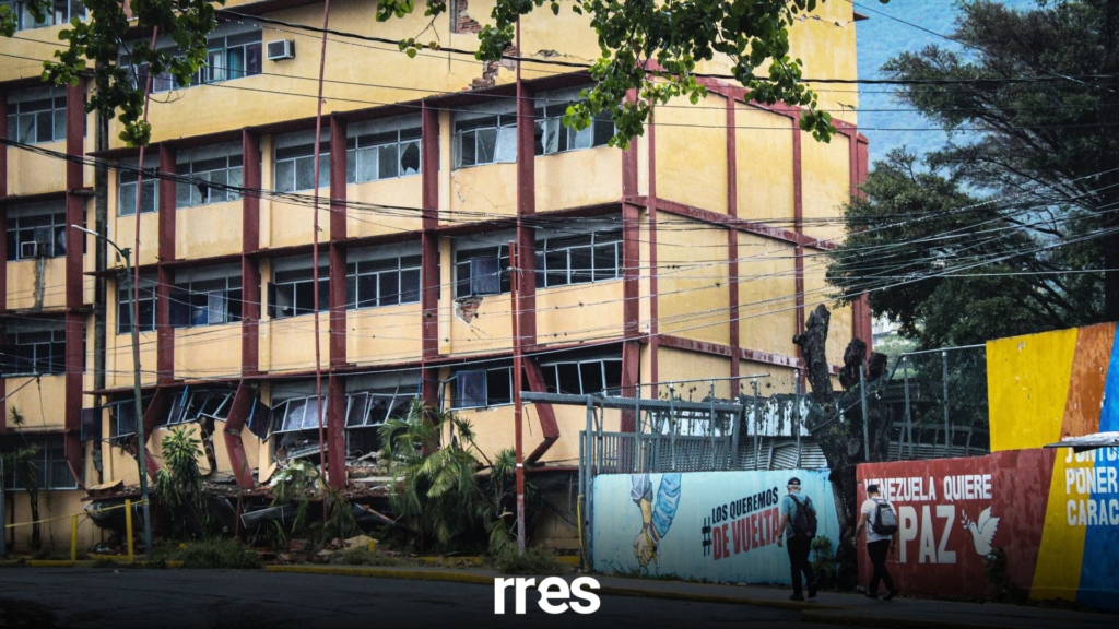 Ruinas, polvo y desolación, lo que quedó del hospital Rísquez