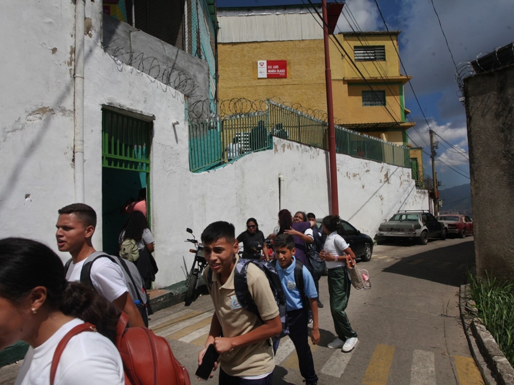 En la UCAB plantearon condiciones para un retorno al aula seguro tras la emergencia sísmica