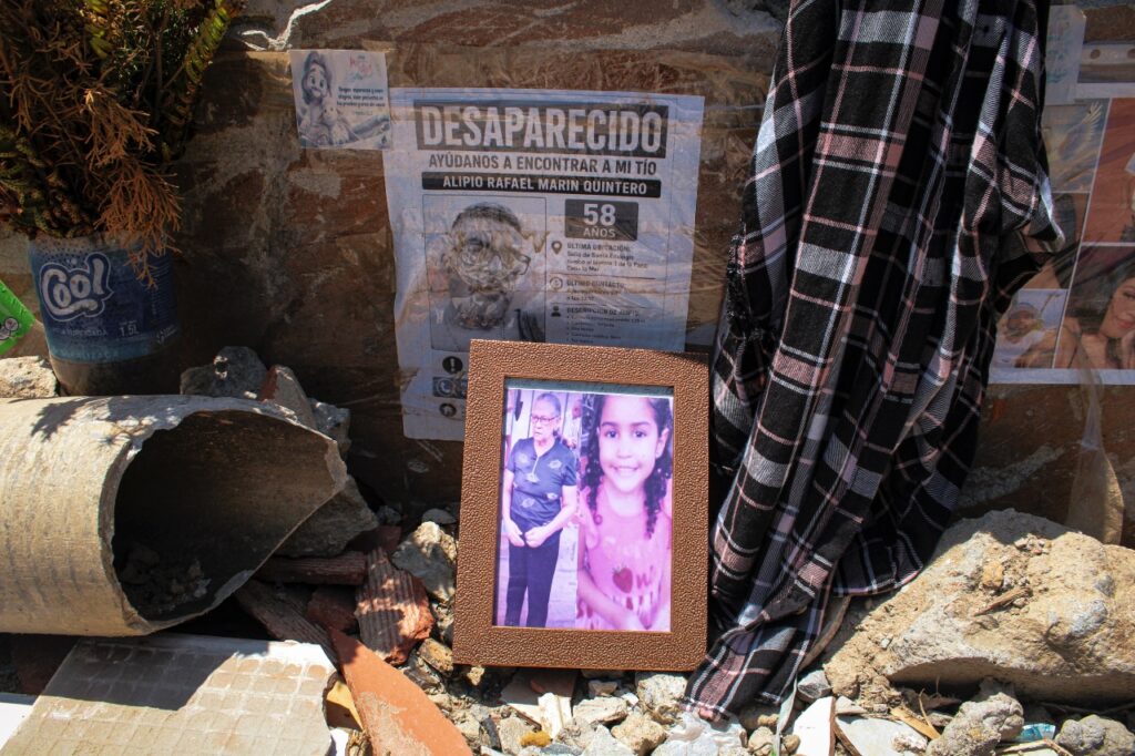 Casi 40 días sin datos: exigen al gobierno actualizar cifras de muertos y desaparecidos en sismos