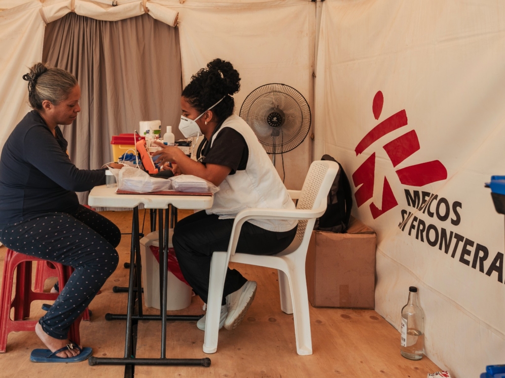 A 100 días de los terremotos, MSF alerta sobre el desgaste físico y emocional de los desplazados